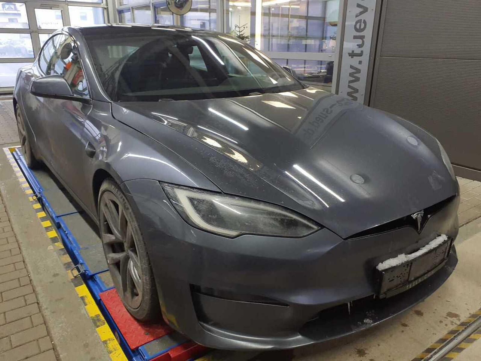 2023 TESLA Model S
