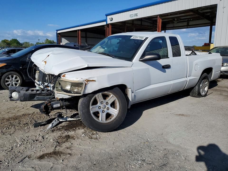 2011 DODGE Dakota