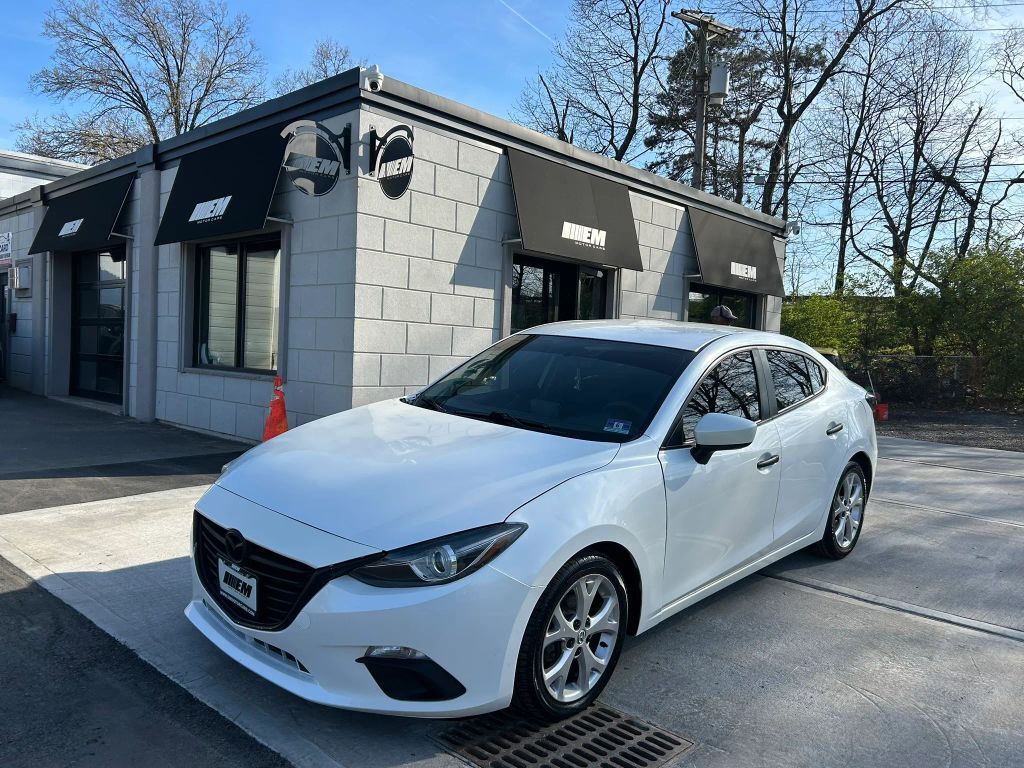 2015 MAZDA Mazda3