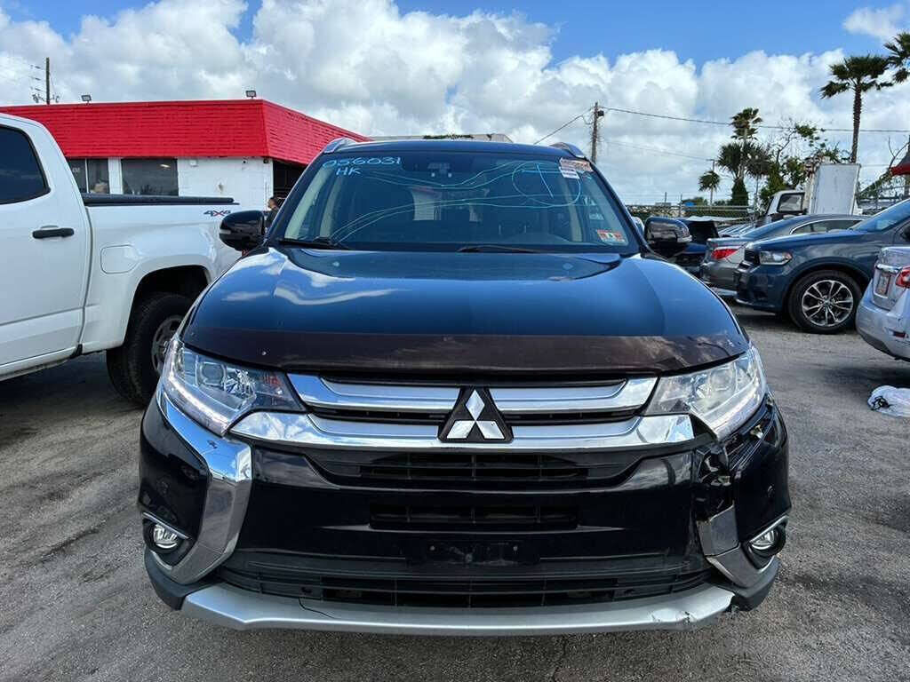 2017 MITSUBISHI Outlander