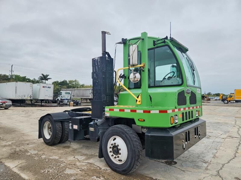 2022 AUTOCAR Xspotter On-Hwy