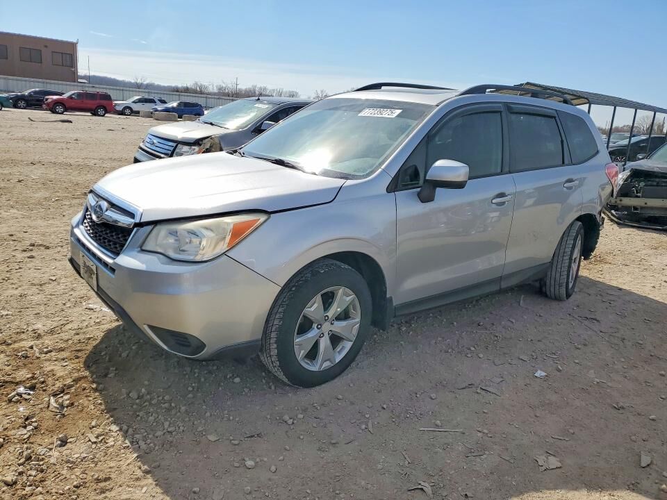 2015 SUBARU Forester