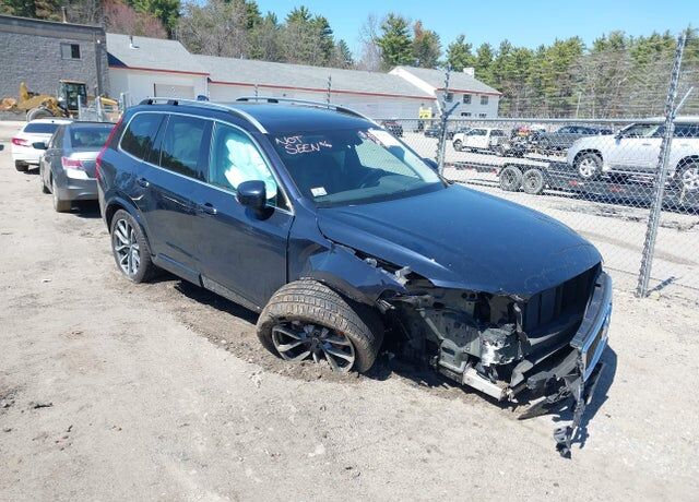2019 VOLVO XC90