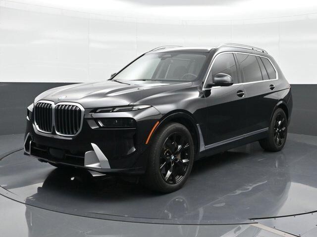2025 BMW X7