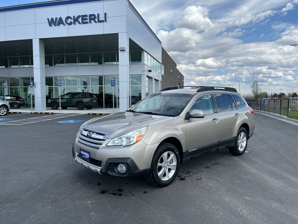 2014 SUBARU Outback