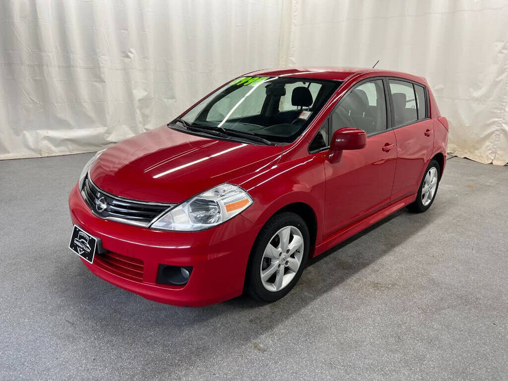 2012 NISSAN Versa