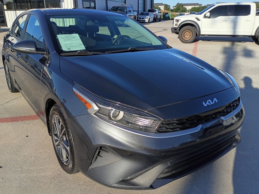2023 KIA Forte