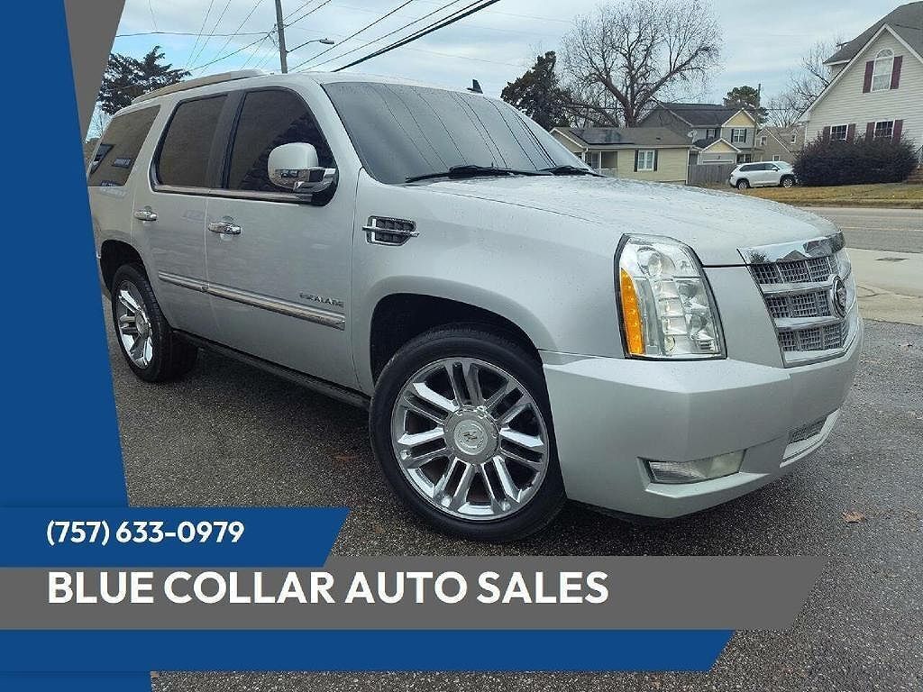 2011 CADILLAC Escalade