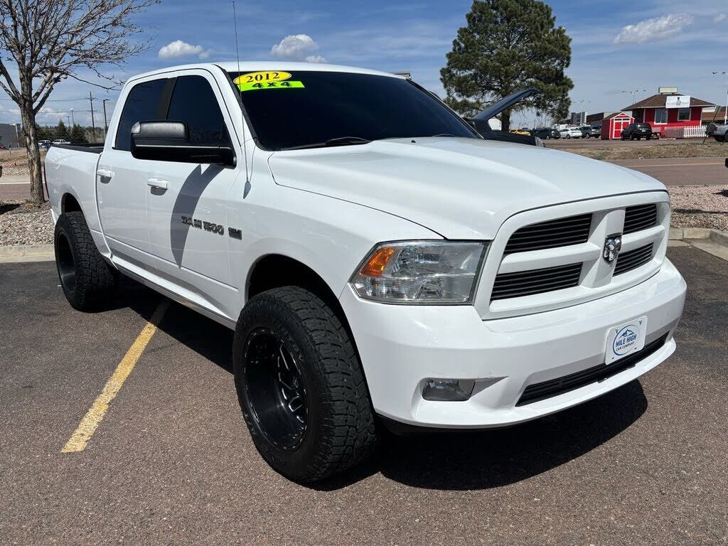 2012 DODGE Ram