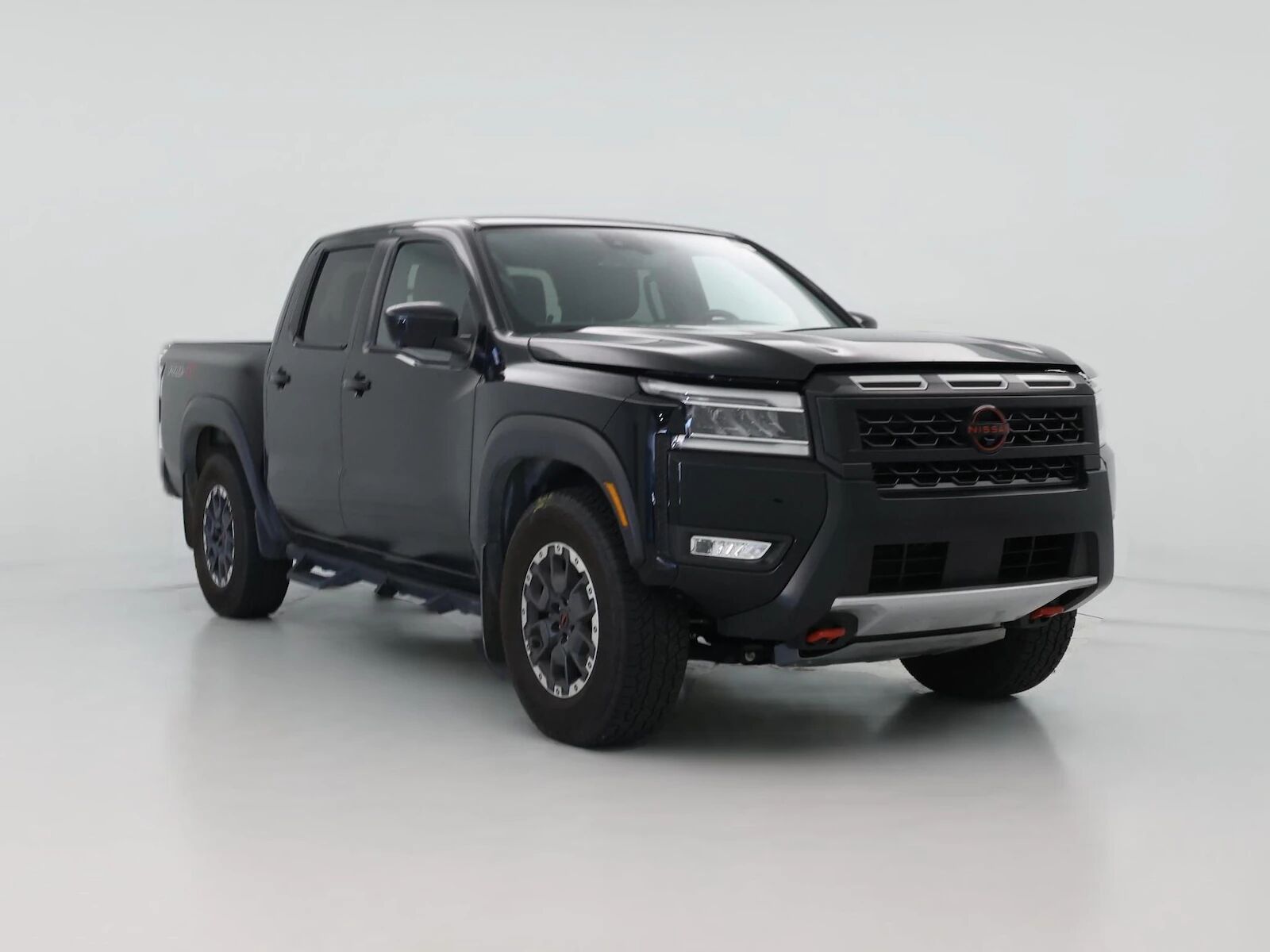 2025 NISSAN Frontier