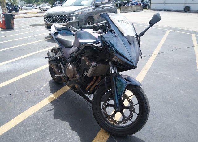 2016 HONDA CB