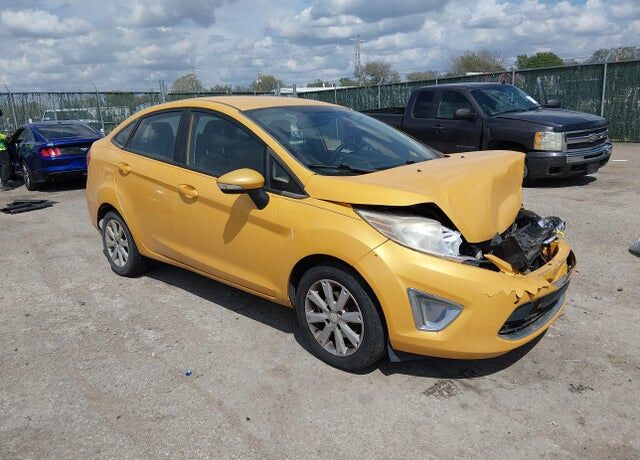 2011 FORD Fiesta