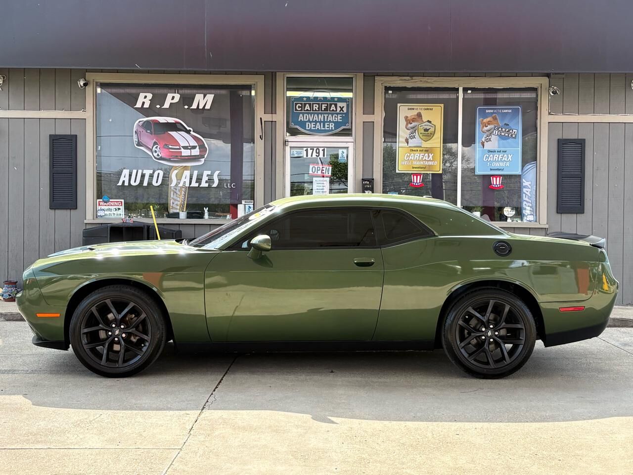 2021 DODGE Challenger