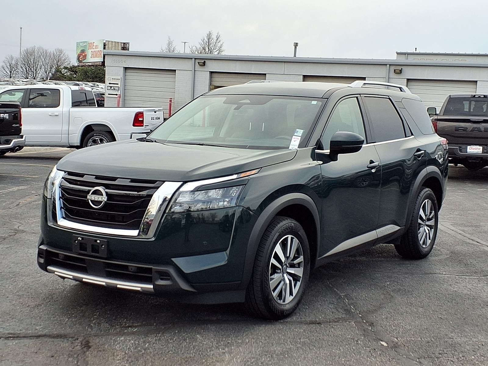 2025 NISSAN Pathfinder