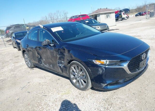 2022 MAZDA Mazda3