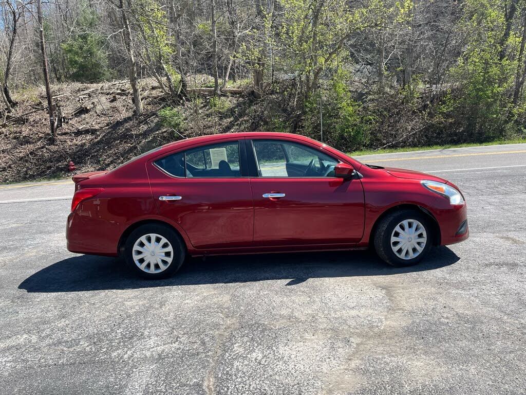 2019 NISSAN Versa