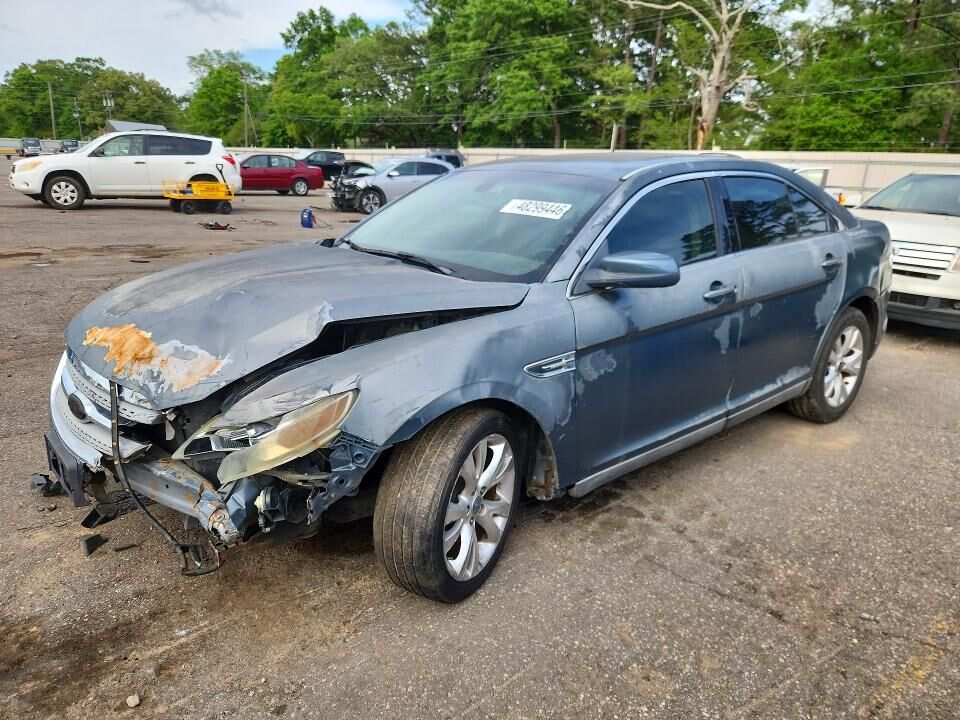 2010 FORD Taurus