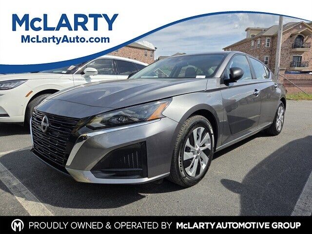 2024 NISSAN Altima