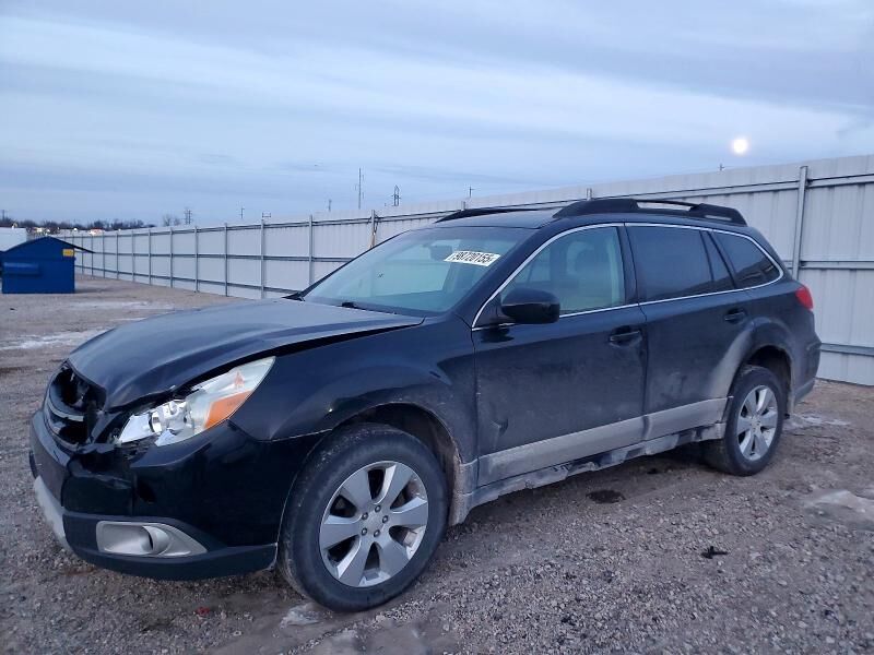 2011 SUBARU Outback