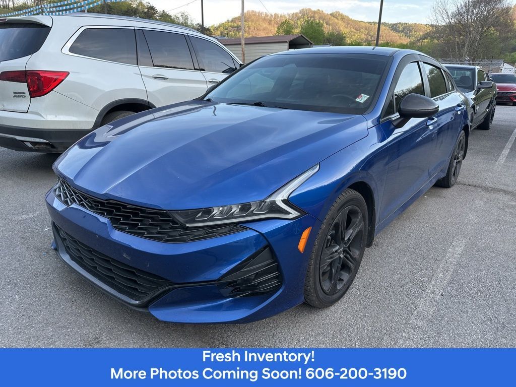 2022 KIA K5