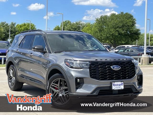 2025 FORD Explorer