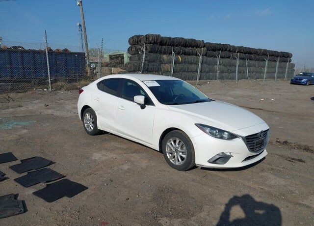 2014 MAZDA Mazda3
