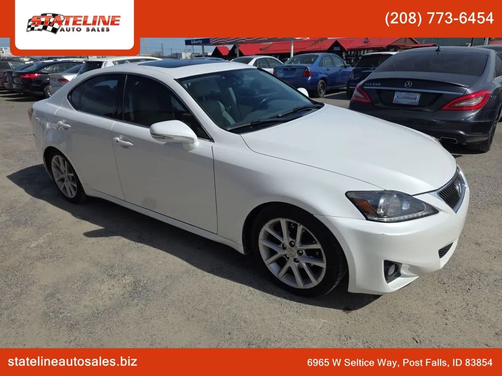 2013 LEXUS IS