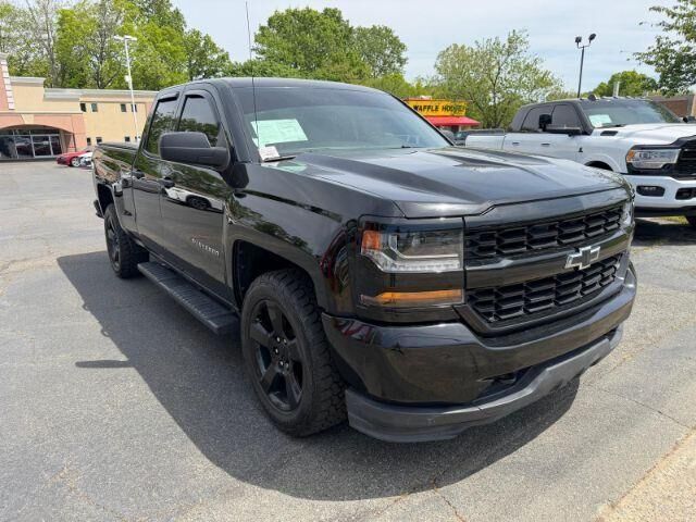2017 CHEVROLET Silverado