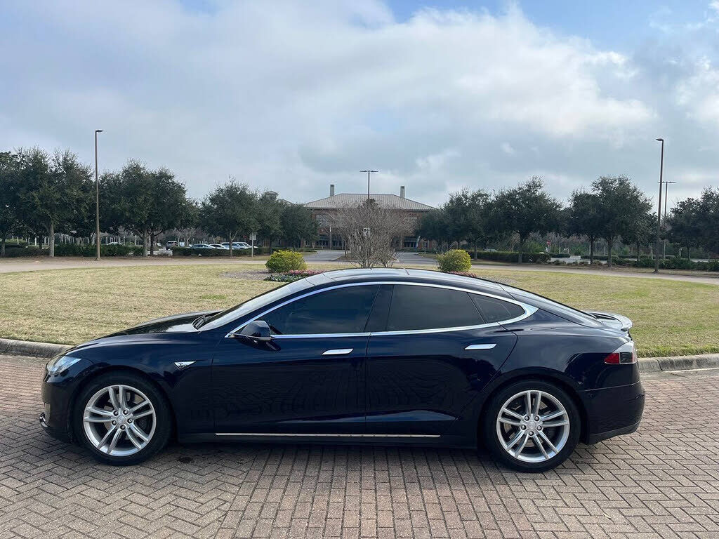 2013 TESLA Model S