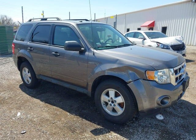 2009 FORD Escape