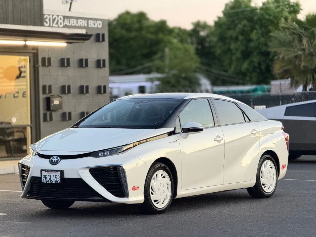 2017 TOYOTA Mirai