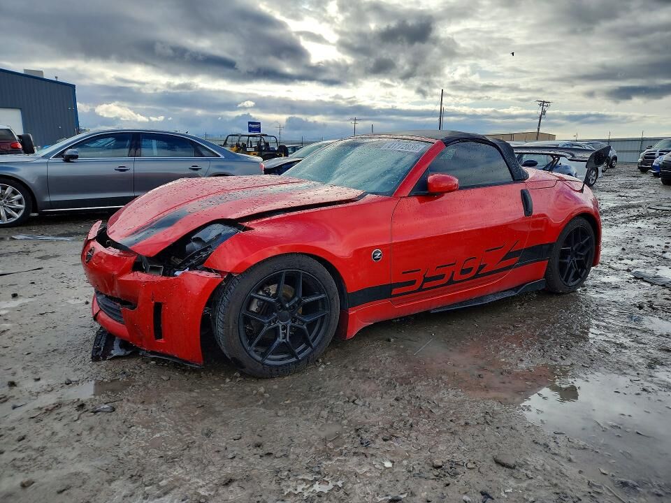 2004 NISSAN 350Z