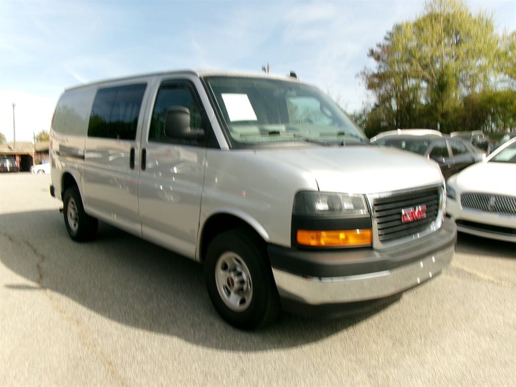2023 GMC Savana