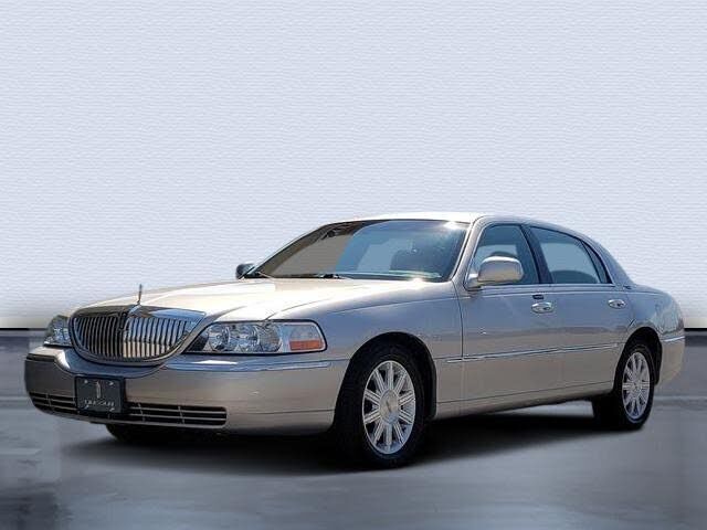 2010 LINCOLN Town Car