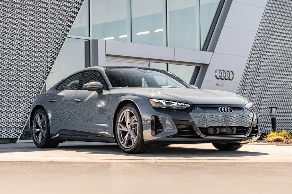 2023 AUDI e-tron GT