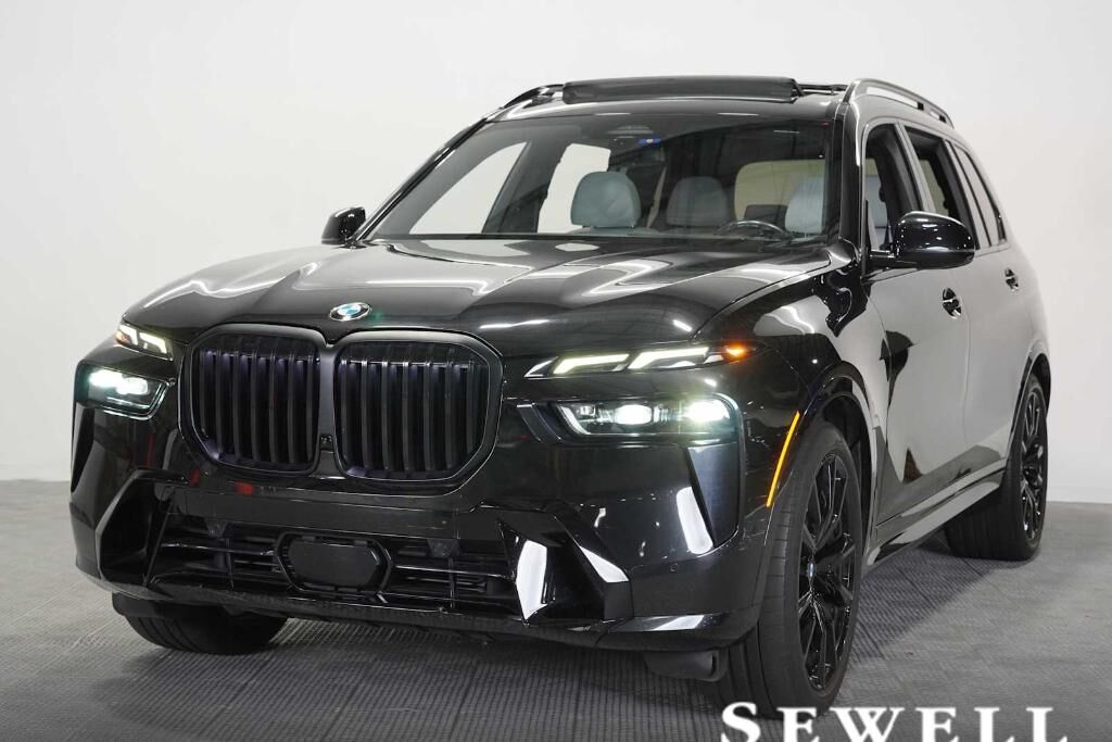 2023 BMW X7