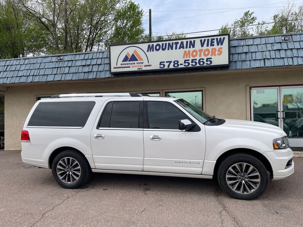 2015 LINCOLN Navigator