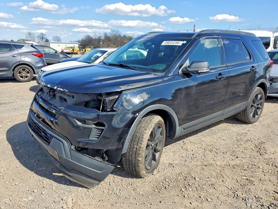 2018 FORD Explorer