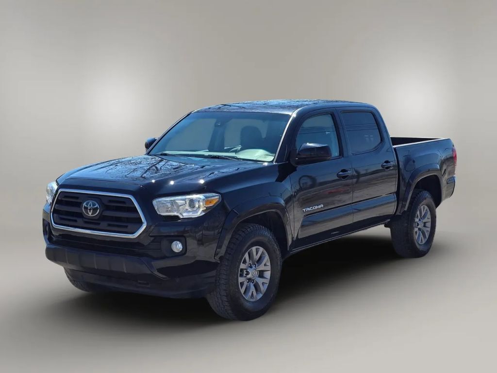 2019 TOYOTA Tacoma