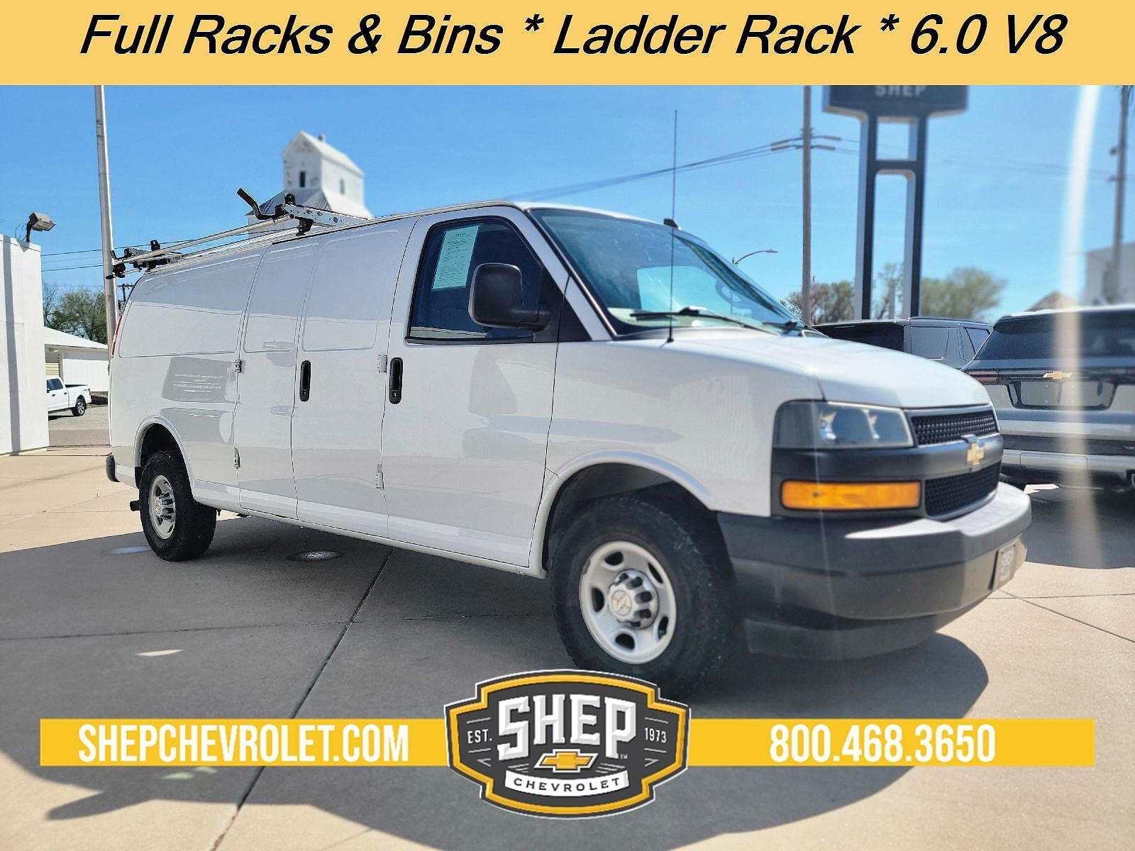 2020 CHEVROLET Express