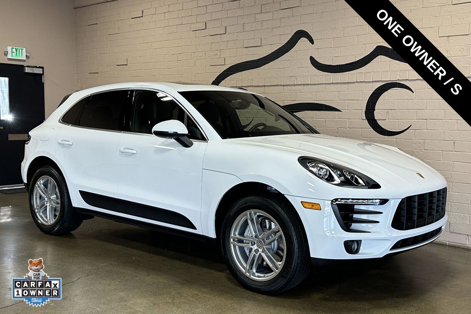 2015 PORSCHE Macan