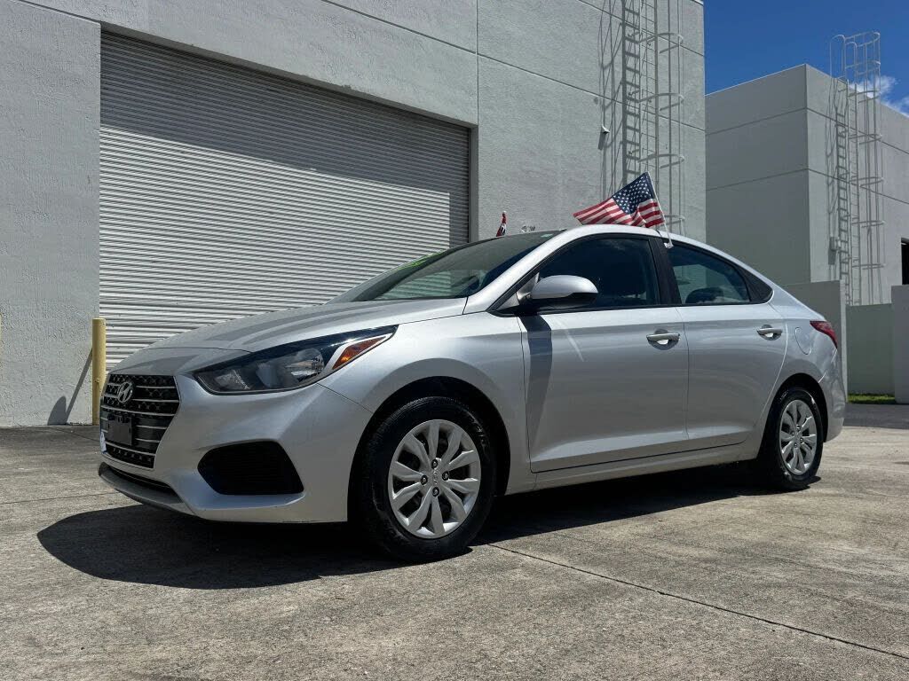 2021 HYUNDAI Accent