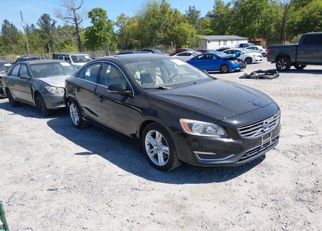 2015 VOLVO S60