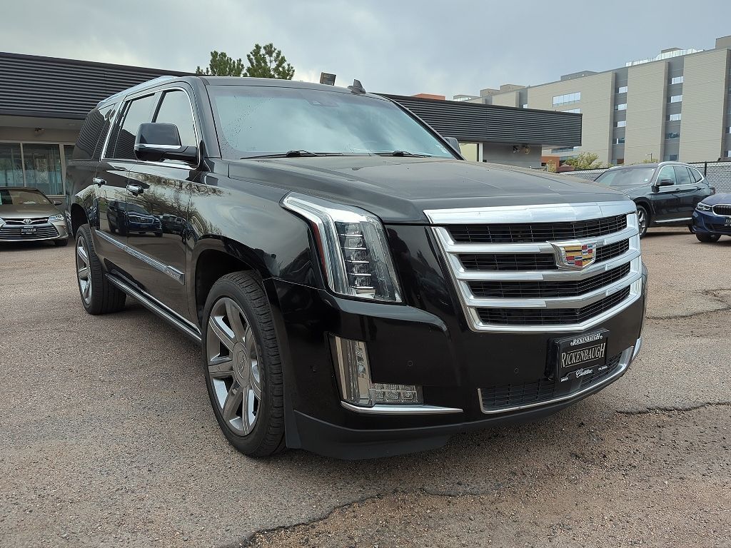 2018 CADILLAC Escalade ESV