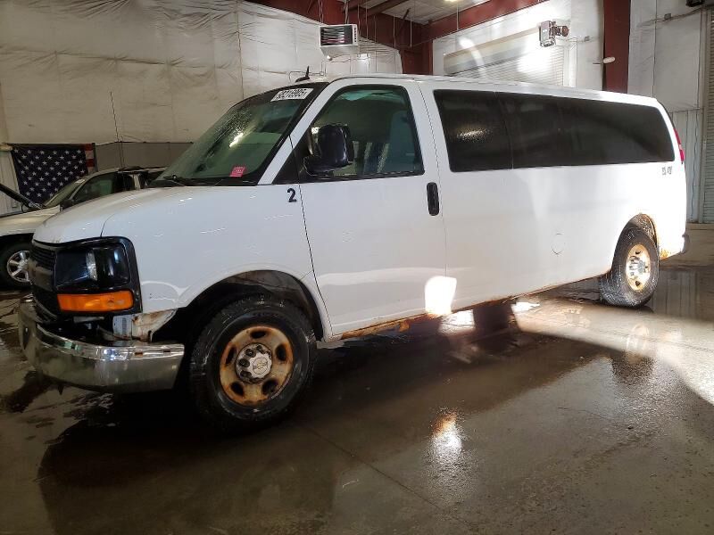2013 CHEVROLET Express