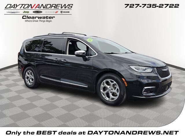 2022 CHRYSLER Pacifica