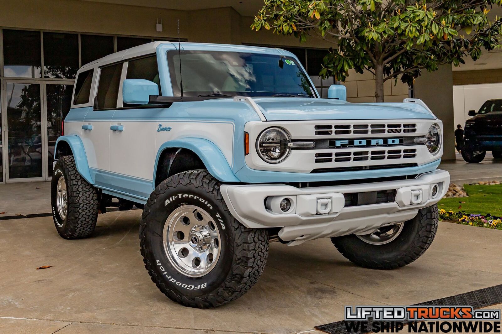 2025 FORD Bronco