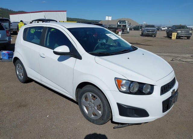 2015 CHEVROLET Sonic