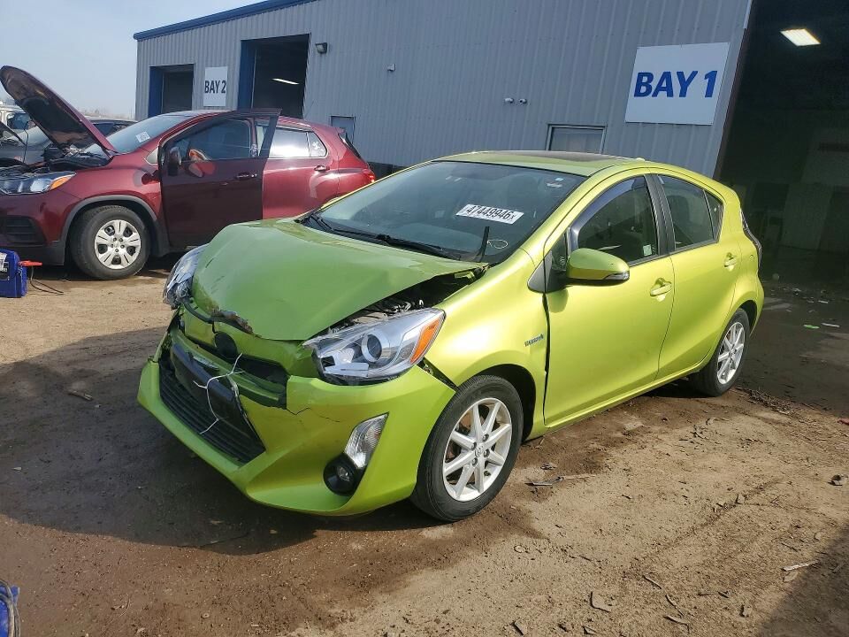 2016 TOYOTA Prius
