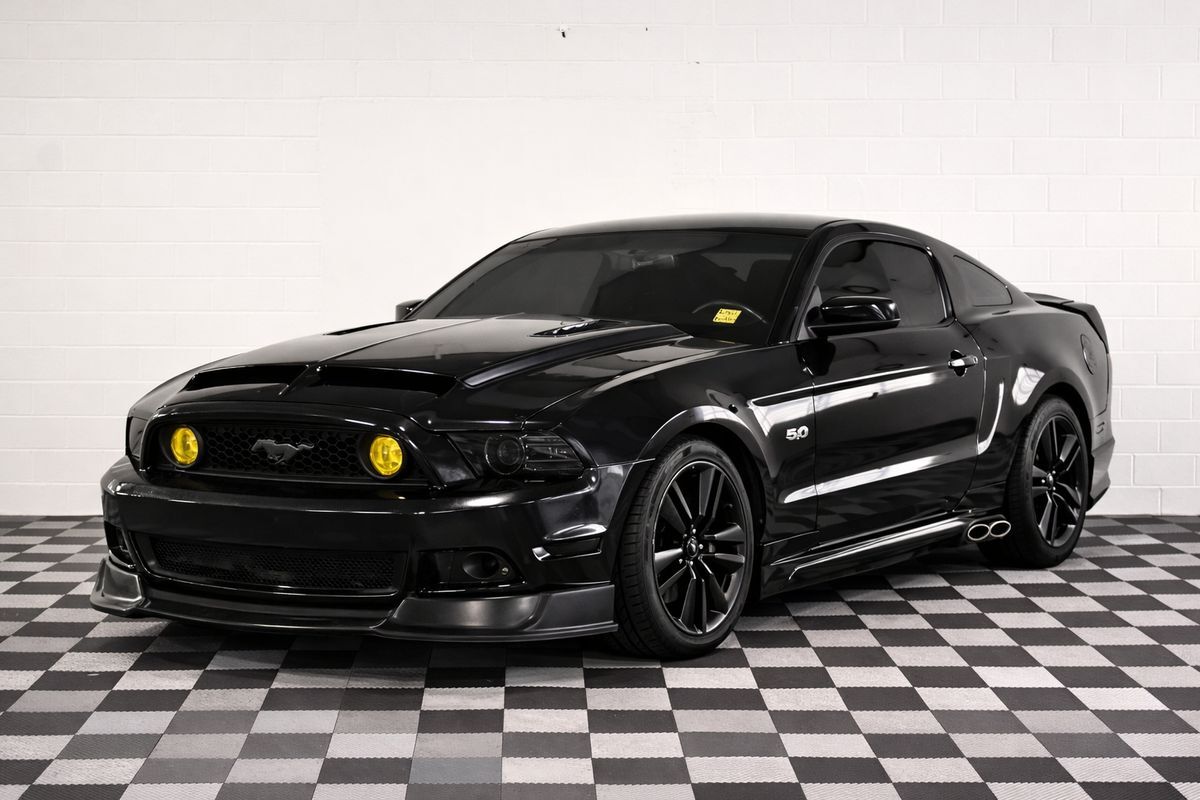 2013 FORD Mustang